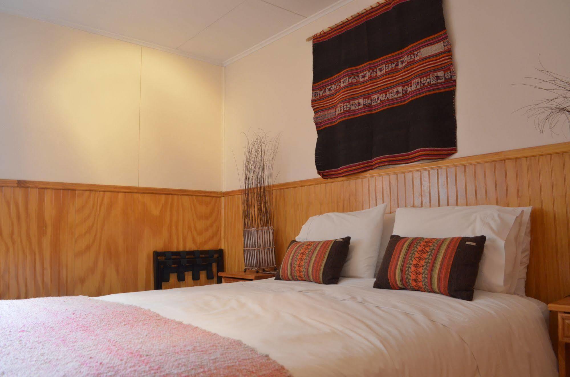 Hotel Aquaterra Puerto Natales Extérieur photo